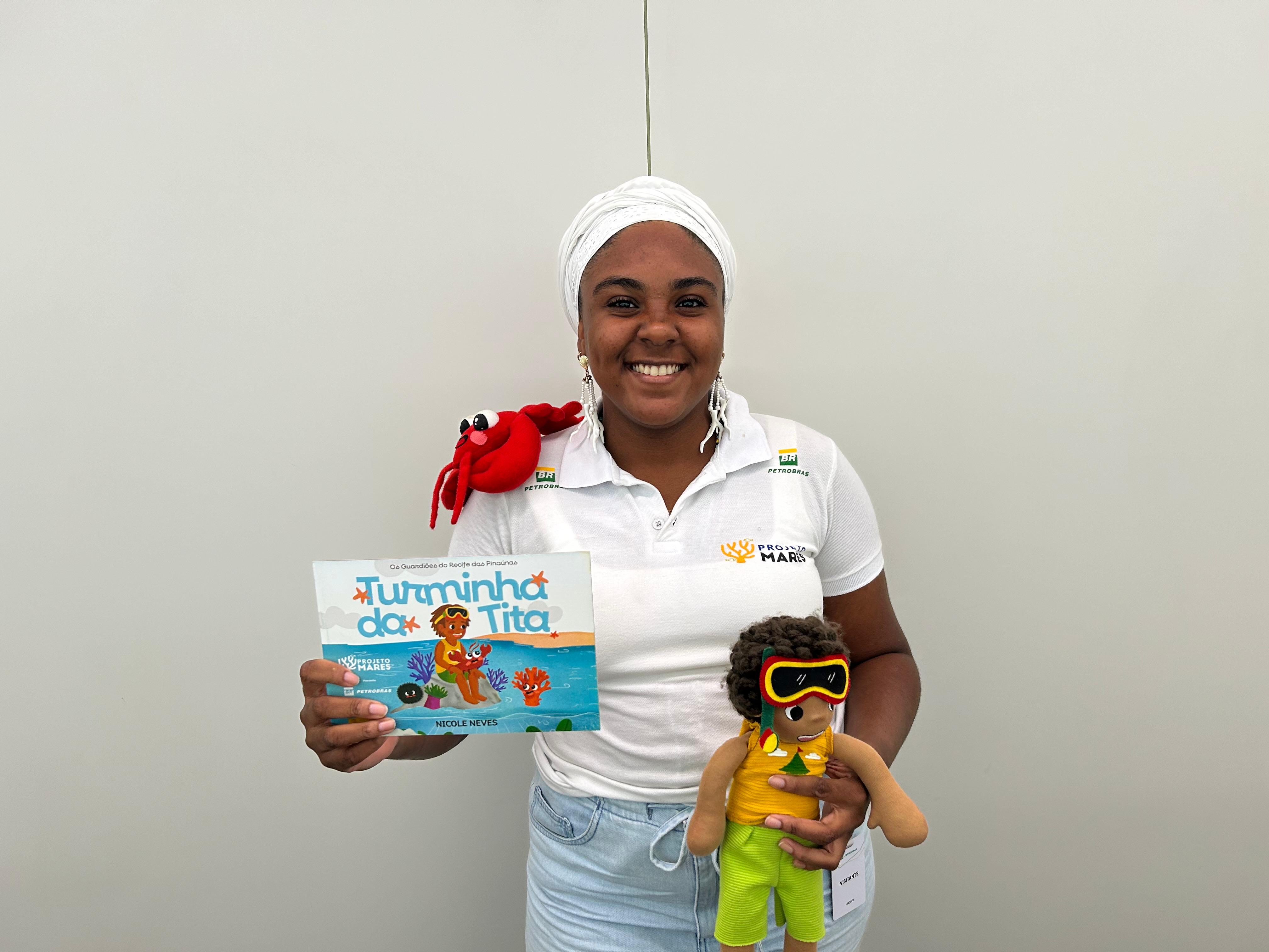 ​Livro infantil transforma preservação dos oceanos em aventura na Ilha de Itaparica