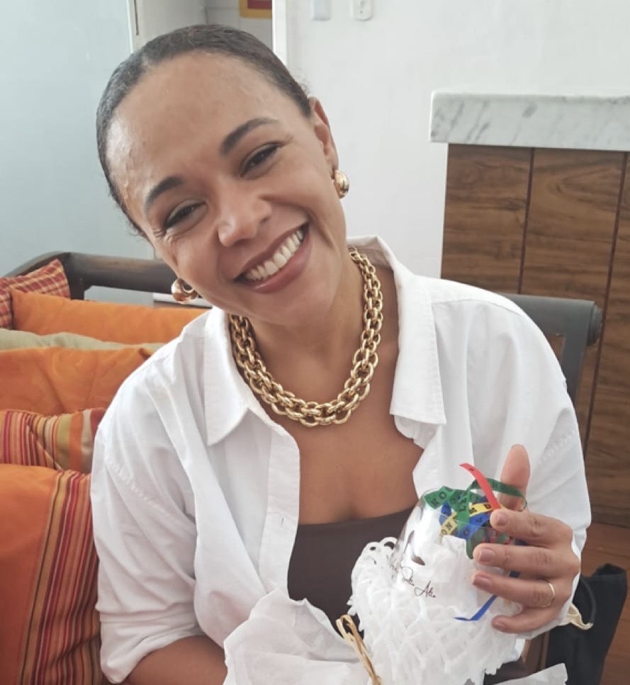Val Conceição participa do programa “A Voz de Salto Alto” em conversa sobre beleza, diversidade e liderança feminina