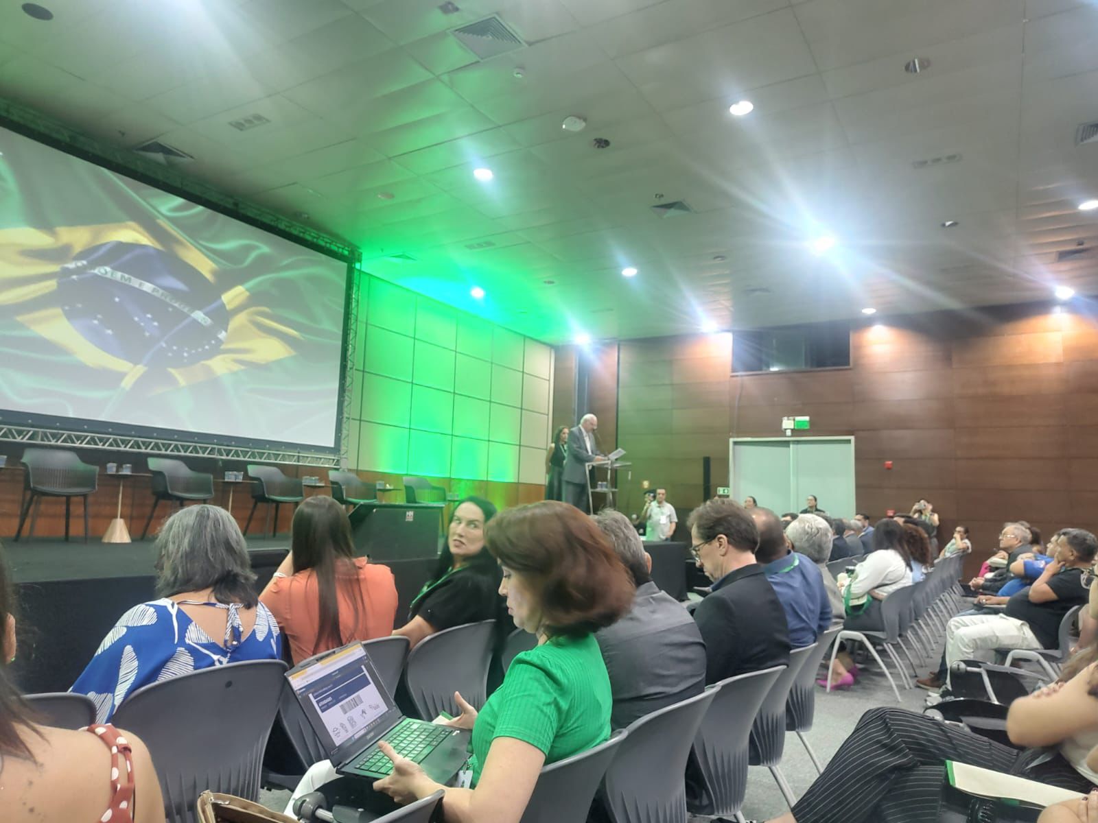 ​Especialistas debatem o futuro do setor de insumos agropecuários