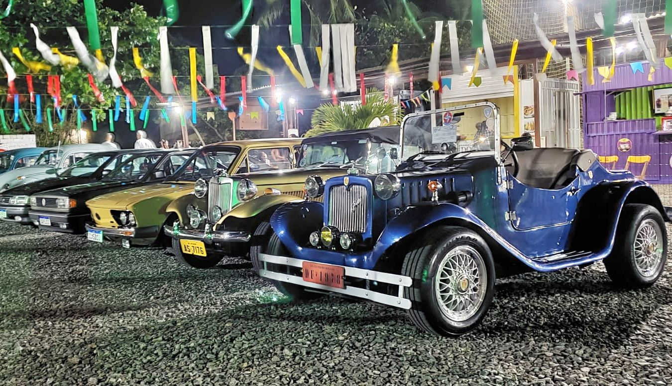 ​Exposição de Carros Antigos movimenta Boulevard Camaçari