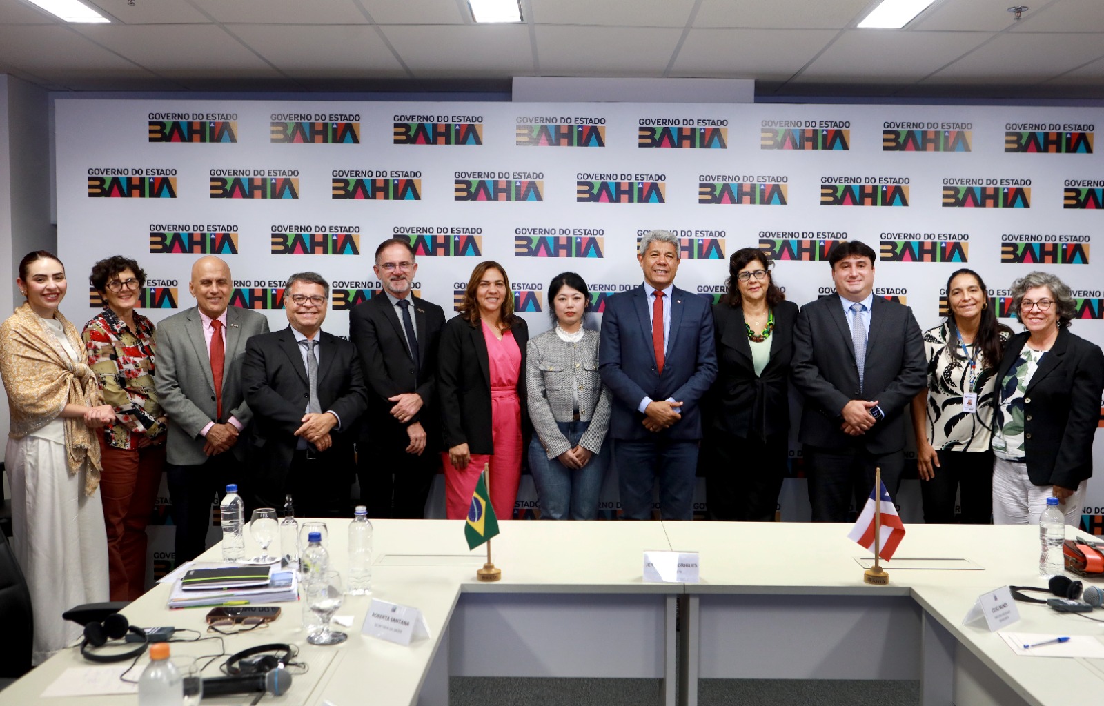 Governo do Estado e Hotgen Biotech alinham cooperação para fabricação de testes e inovação em saúde na Bahia