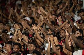 ​Domingo de Páscoa tem bola rolando: Bahia e Vitória entram em campo pelo Brasileirão