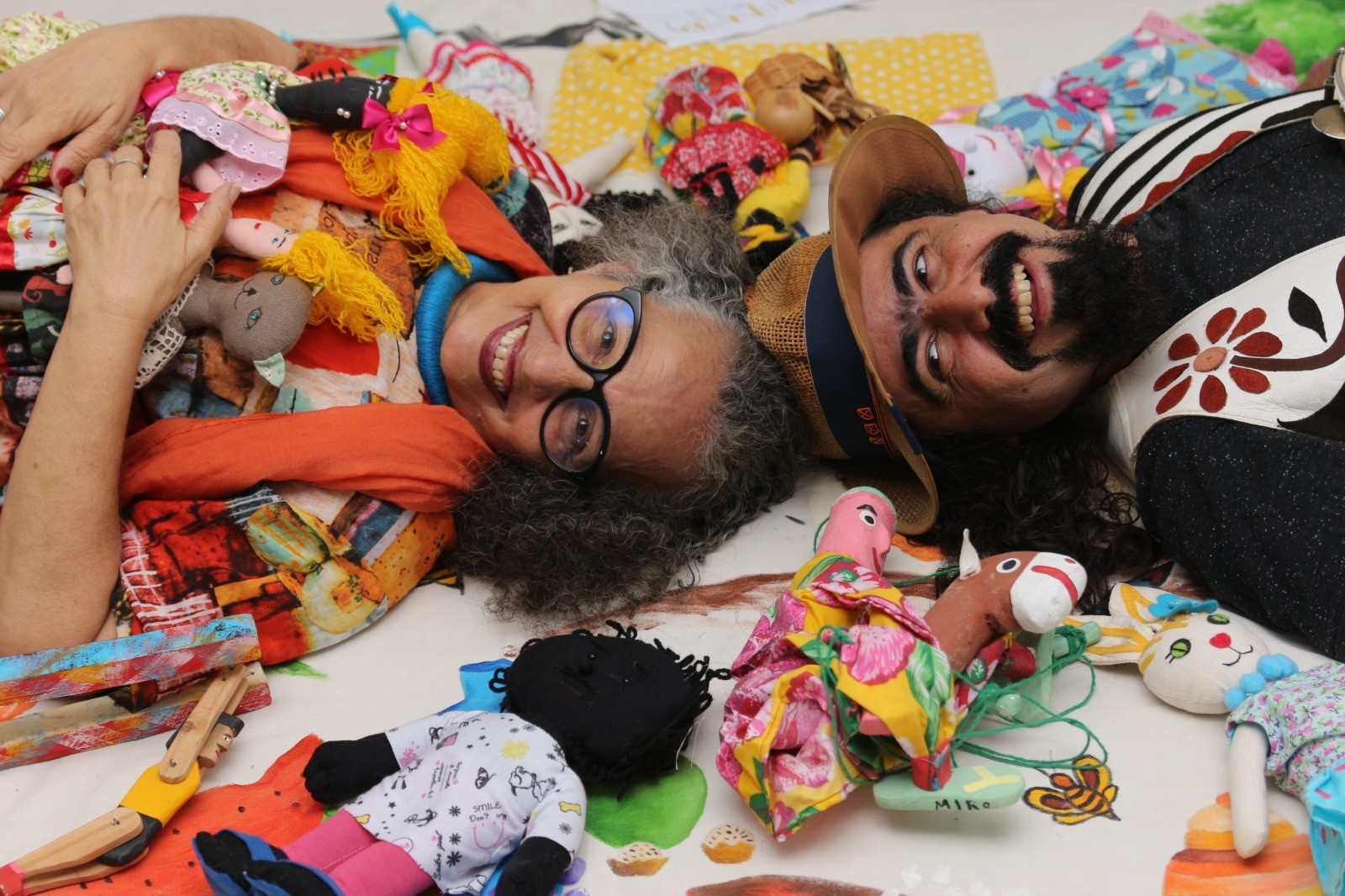 Vivências artísticas e lúdicas em creches comunitárias de Salvador