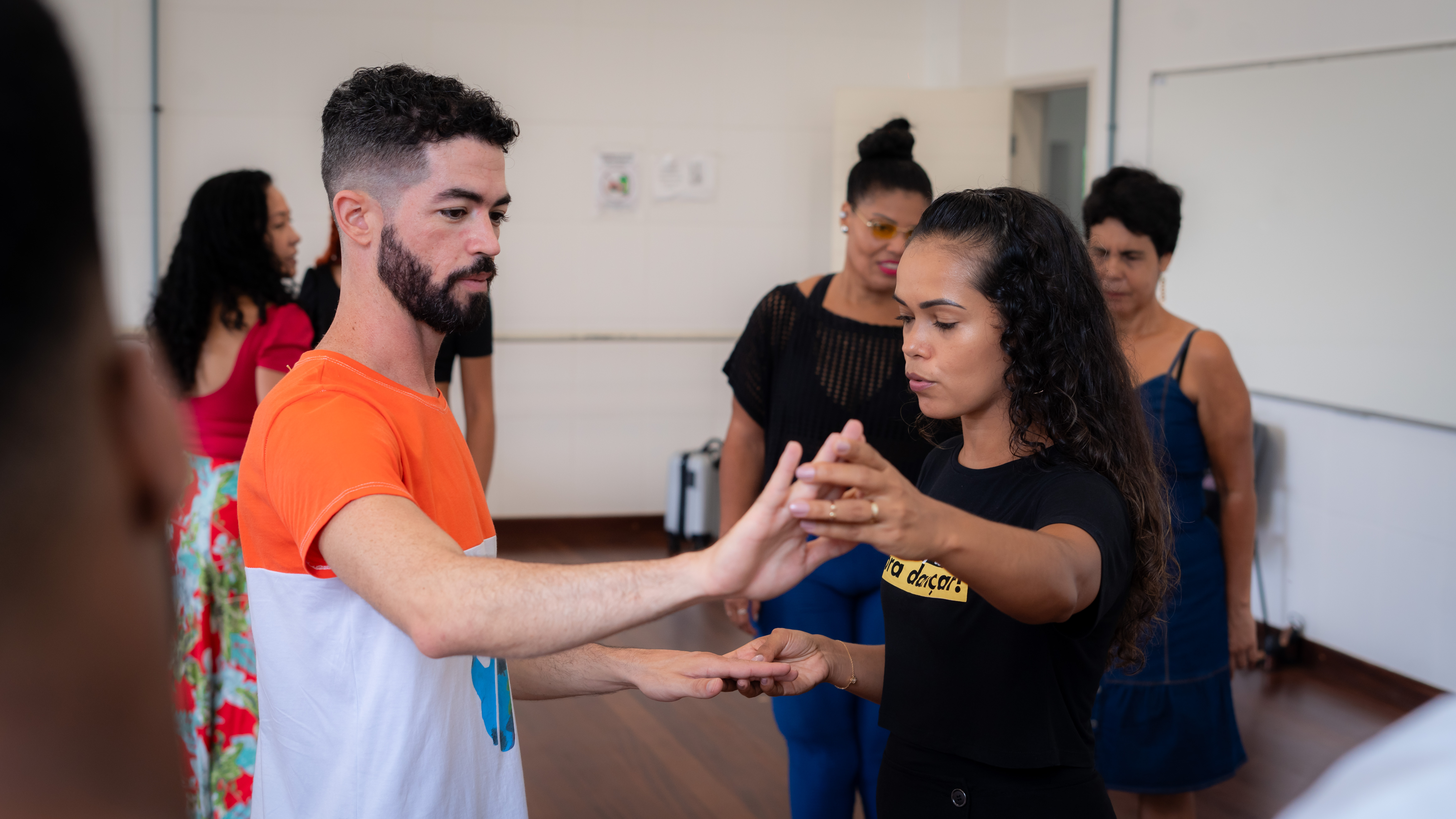 ​Escola de Dança da Funceb Oferece Aulas de Forró no Período Junino