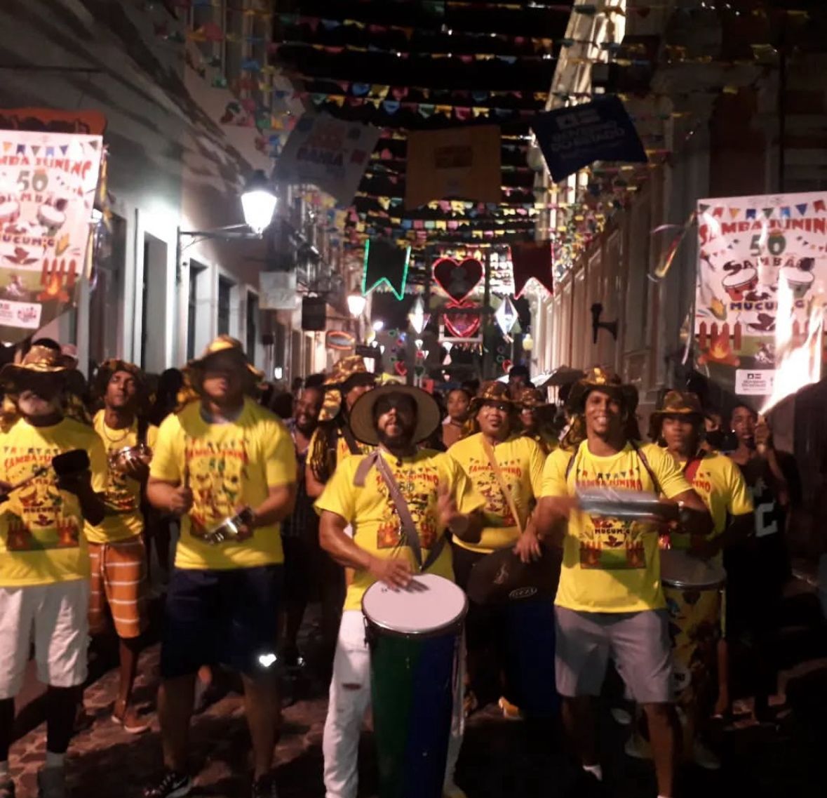 ​Nonato Sanskey e Mucum’G fazem desfile de Samba Junino