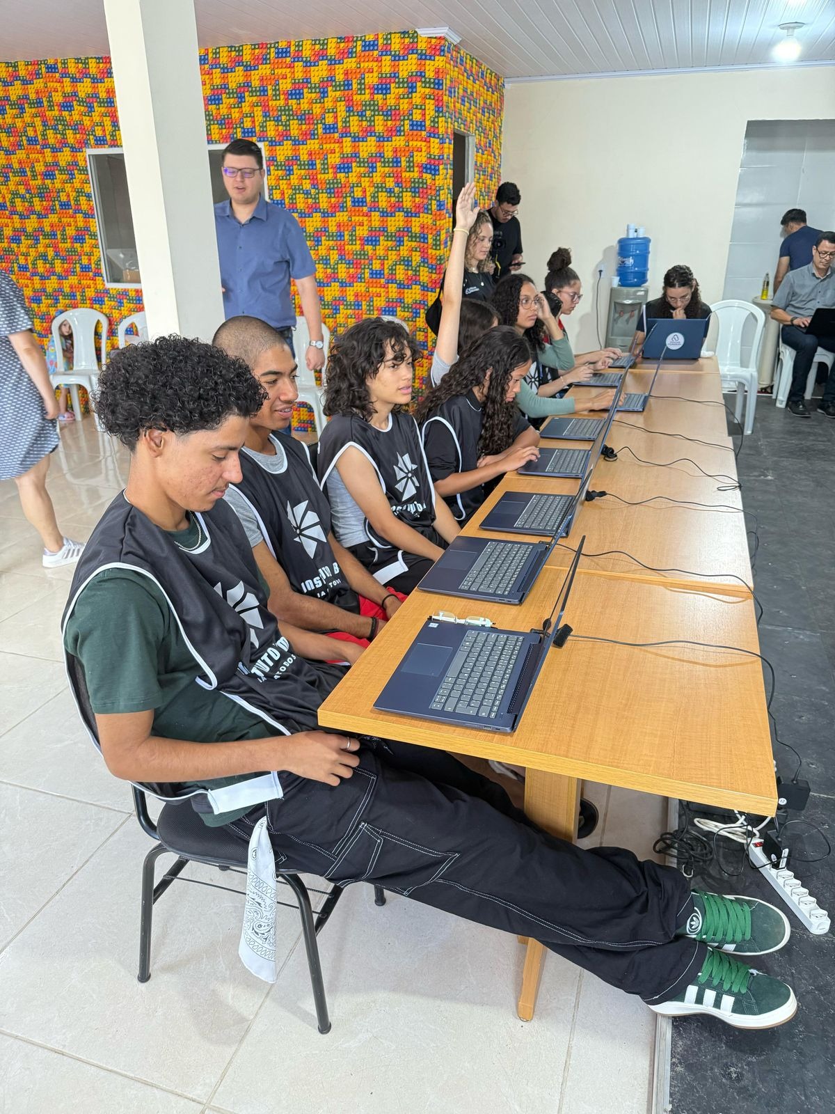 ​Instituto BEM IA promove inclusão sociocultural e amplia o acesso à cultura com o projeto “IA para Todos
