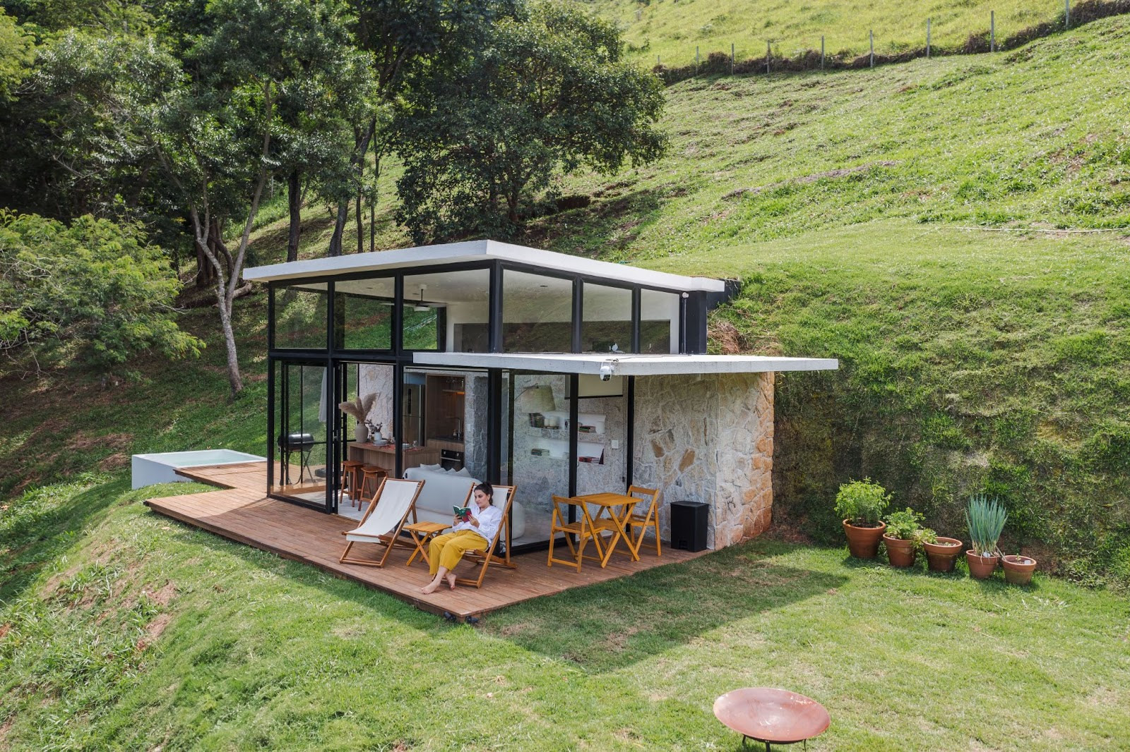 Refúgio em Meio à Natureza Une Arquitetura e Mitologia Grega no Interior de São Paulo