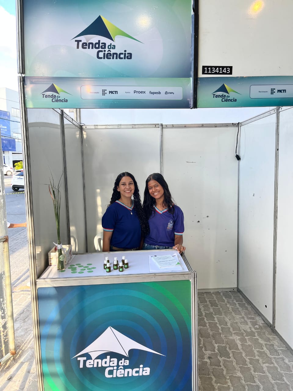 Estudantes Baianas Desenvolvem Óleo Natural Para Aliviar Sintomas Da Ansiedade