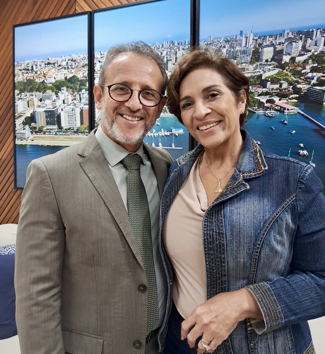 Dina Rachid visita o presidente do TRT5.