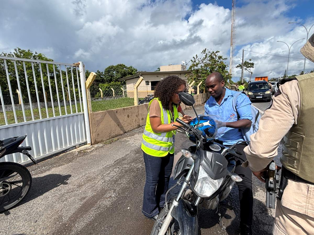 Bahia Norte, Litoral Norte e Batalhão da Polícia Rodoviária promovem blitzes educativas