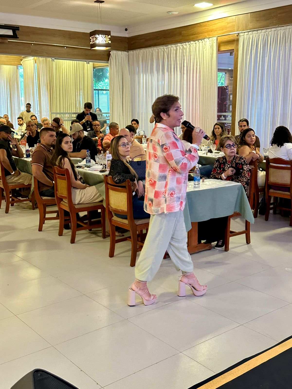 ​A Voz de Salto Alto inicia nova edição no dia 7 de maio com foco na comunicação feminina