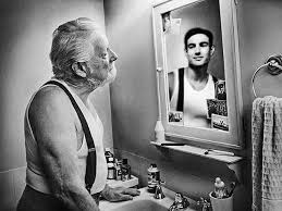 ​A busca pela longevidade quando viver mais vira pressão e afeta a saúde mental