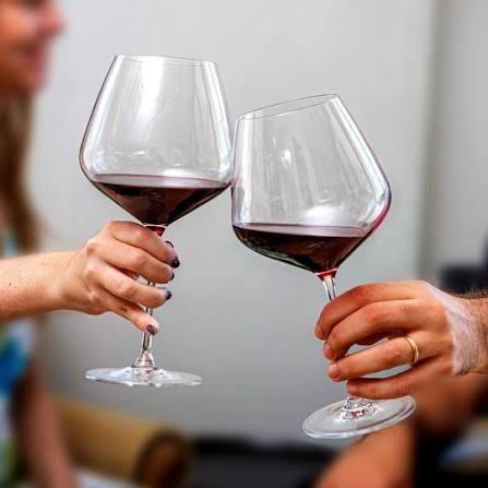 ​Wine Brasil Music leva vinho, gastronomia e música à Rua Chile em agosto