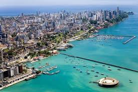 ​Sexta-feira chegou. Que tal viver Salvador na sua essência?