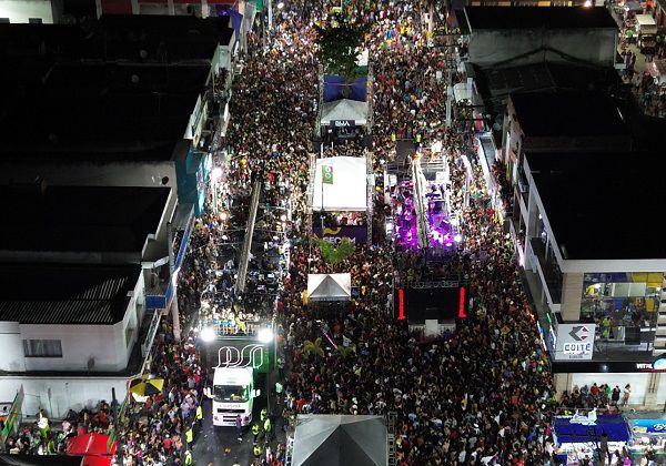 Coité Folia 2026 terá grandes atrações, transmissão ao vivo e expectativa de mais de 300 mil foliões