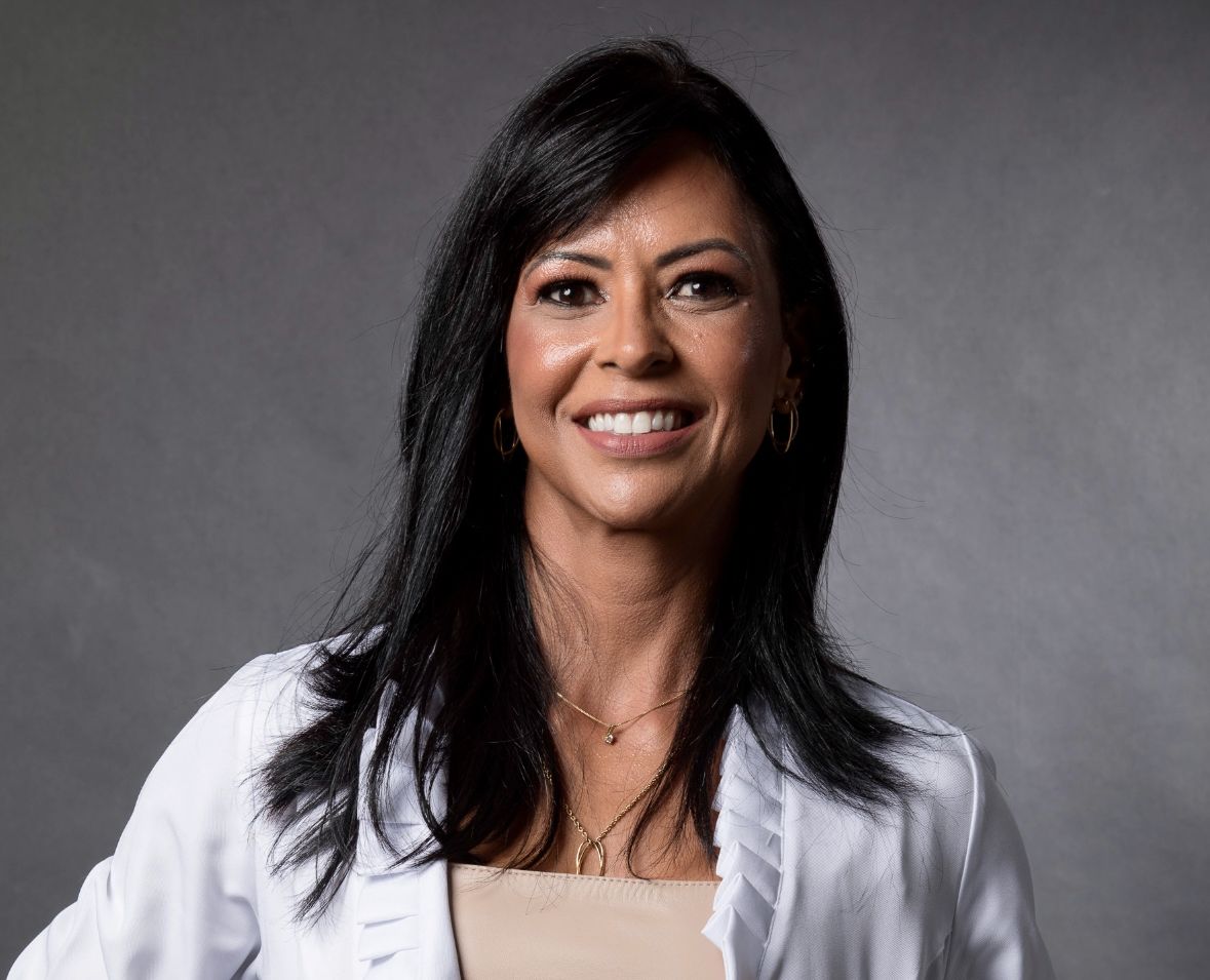 Inspirada por série da Netflix, a oncologista Renata Cangussu alerta sobre os riscos de tratamentos alternativos contra o câncer