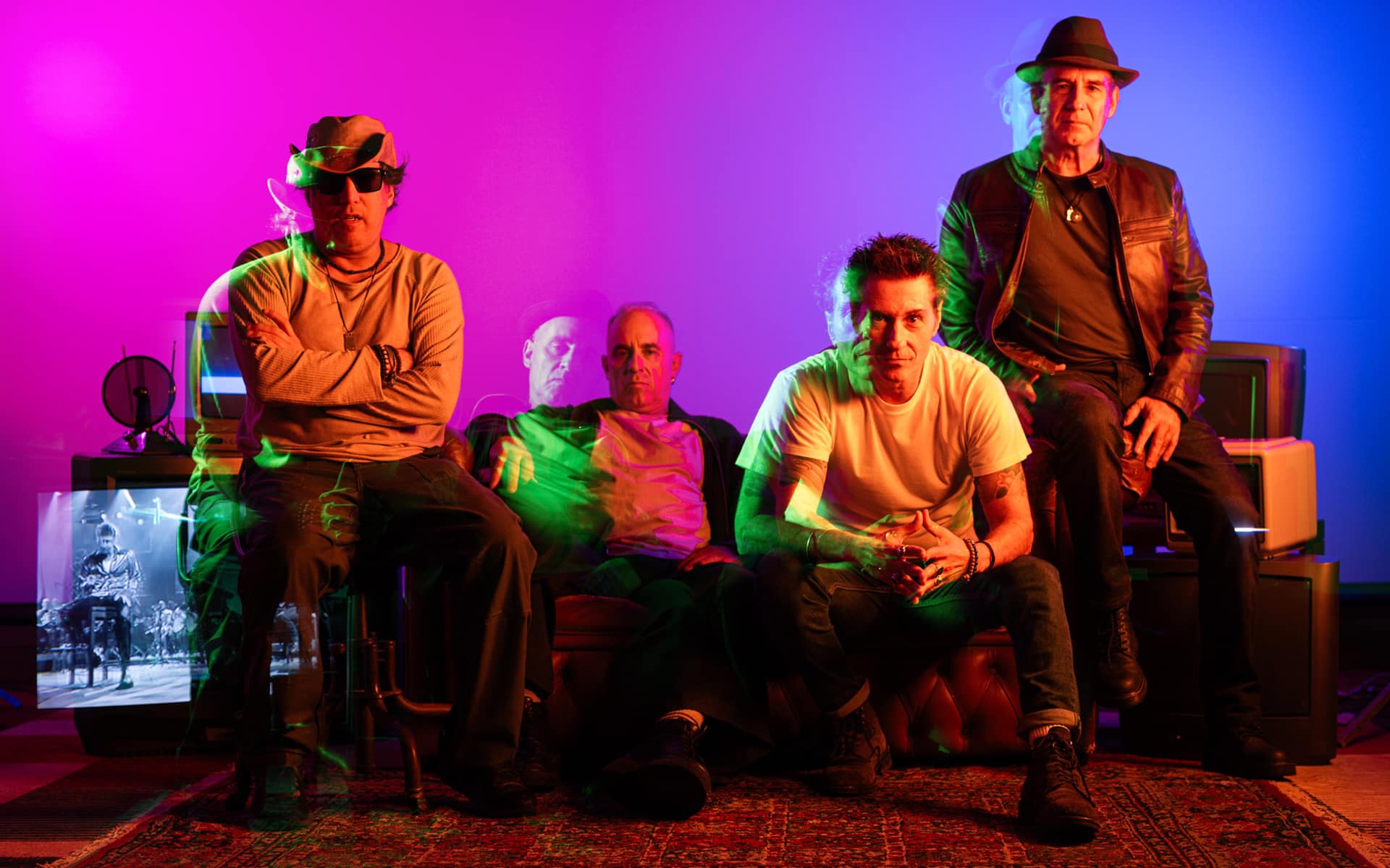 Capital Inicial celebra 25 anos do Acústico MTV no Armazém Convention