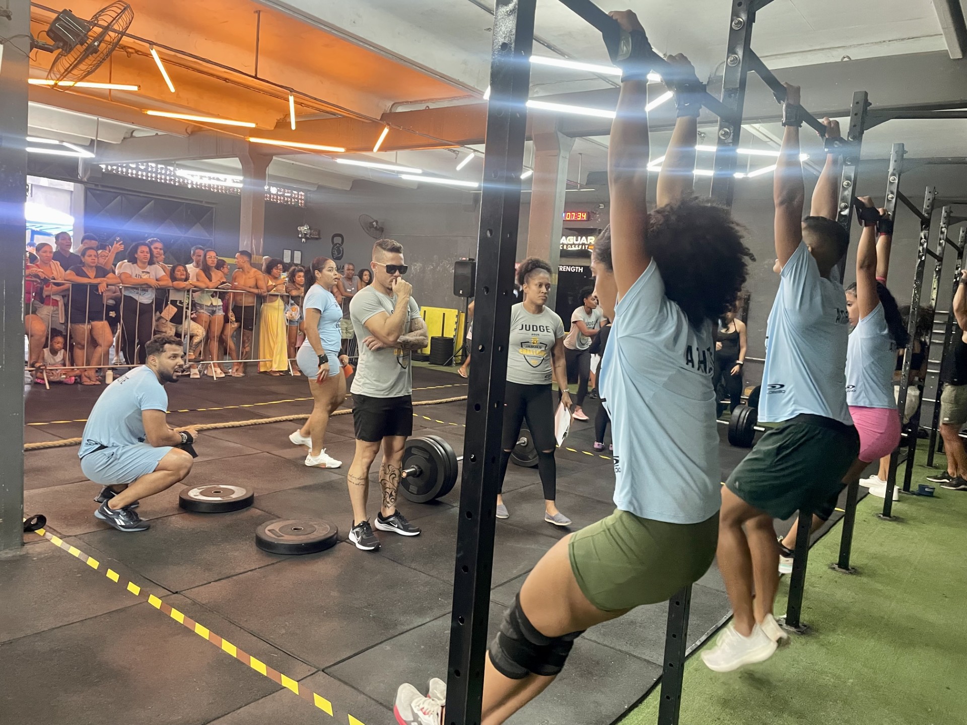 Atletas de crossfit testam suas forças física e mental no Jaguar Challenge